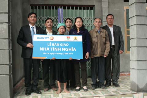 Bảo Việt hỗ trợ gần 200 triệu cho đồng bào vùng cao