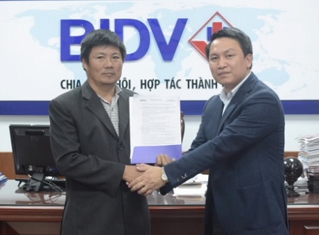 Đã có một ngư dân đầu tiên được vay vốn đóng tàu