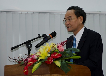 Thứ trưởng Nguyễn Hữu Chí
