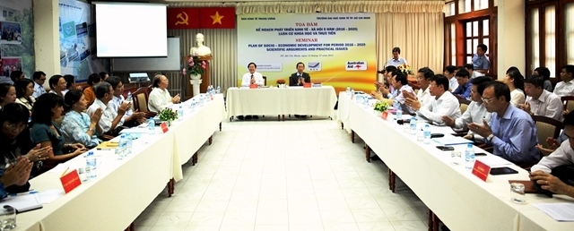 hien ke cho ke hoach de dat chi tieu tang truong 65 7