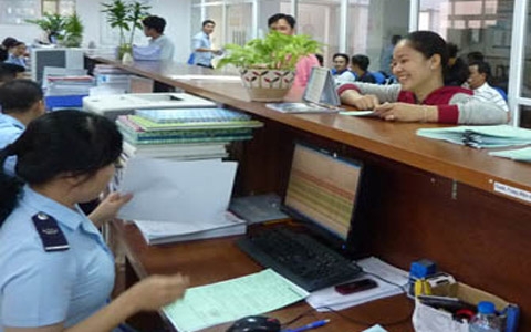 hai quan binh duong thu thue xuat nhap khau dat 8892 ty dong