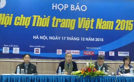 Hơn 250 doanh nghiệp tham gia Hội chợ Thời trang Việt Nam 2015
