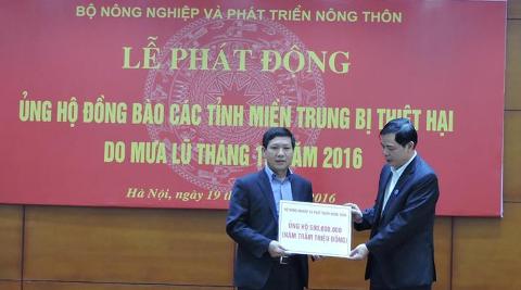 Bộ NN&PTNT thành lập 4 đoàn đánh giá thiệt hại mưa lũ