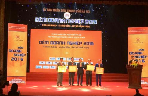 ‘Đêm doanh nghiệp 2016’: Tôn vinh 150 doanh nghiệp, doanh nhân Thủ đô