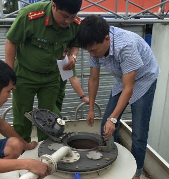 Tăng cường kiểm soát, đấu tranh chống buôn lậu, gian lận xăng dầu