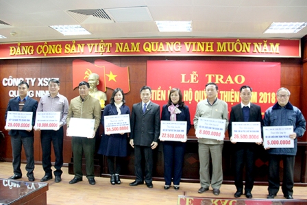 Xổ số Quảng Ninh trao 160 triệu đồng cho các quỹ từ thiện