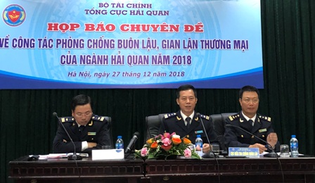 Hải quan chống buôn lậu thu ngân sách hơn 360 tỷ đồng