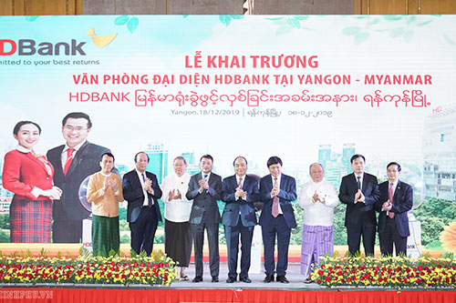 Thủ tướng chứng kiến các doanh nghiệp Việt hợp tác đầu tư tại Myanmar