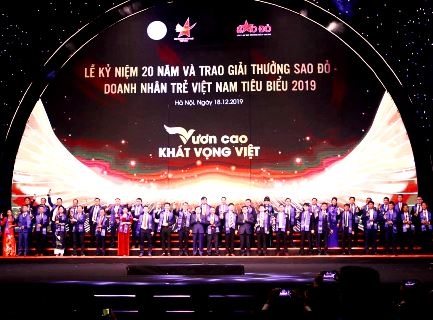 Doanh nghiệp của 10 doanh nhân trẻ Sao Đỏ nộp thuế 2.427 tỷ đồng