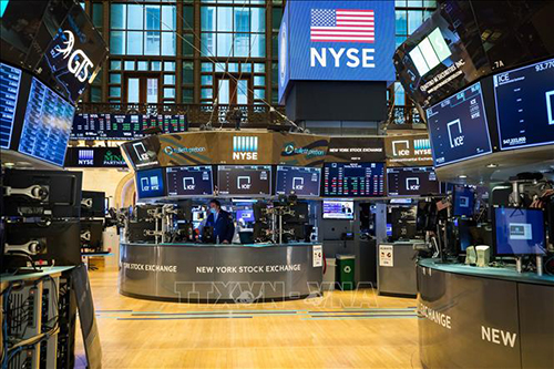 S&P 500 tiếp tục xác lập mức cao kỷ lục mới