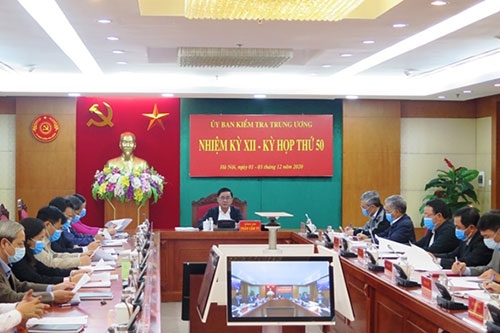 Đề nghị khai trừ Đảng ông Nguyễn Đức Chung