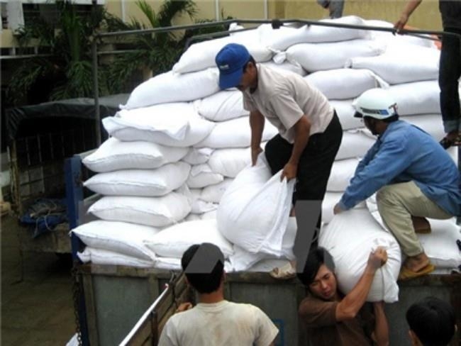 xuat cap hon 3500 tan gao ho tro 2 tinh quang binh quang ngai