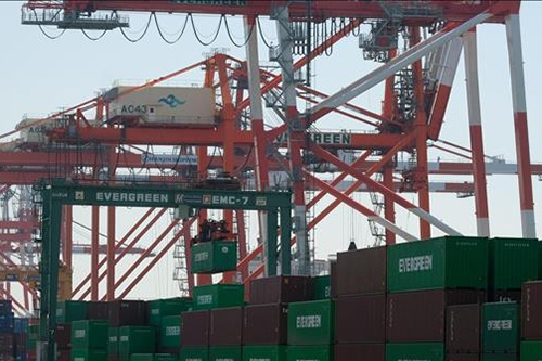 Xuất khẩu của Nhật Bản suy giảm 24 tháng liên tiếp