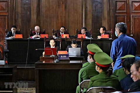 Đề nghị tuyên phạt bị cáo Đinh La Thăng mức án từ 10 - 11 năm tù