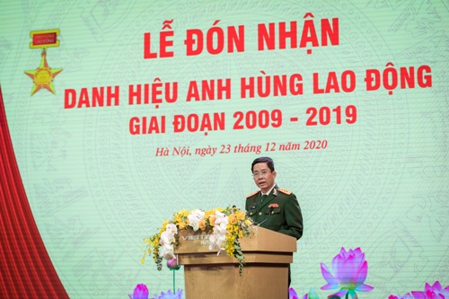 tong giam doc