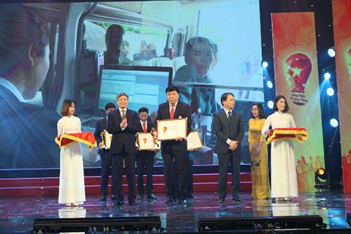agribank duoc vinh danh sang kien vi cong dong nam 2020