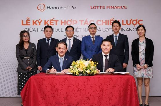 Hanwha Life Việt Nam ký hợp tác chiến lược cùng LOTTE Finance và Gene Solution