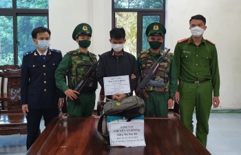 Buôn bán, vận chuyển trái phép chất ma túy vẫn "nóng" trên mọi trận tuyến
