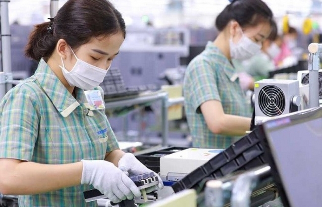 Khẩn trương hoàn thiện để doanh nghiệp, người dân được sớm thụ hưởng chính sách miễn, giảm thuế