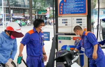 Dự báo giá xăng dầu còn diễn biến phức tạp