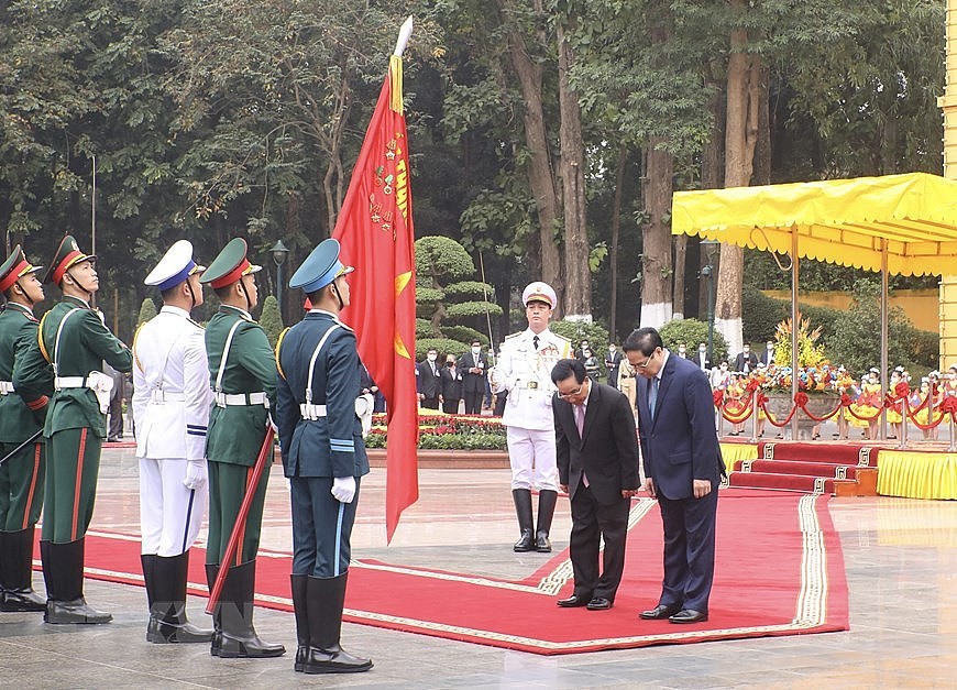 Chùm ảnh: Lễ đón Thủ tướng Lào Phankham Viphavanh thăm chính thức Việt Nam
