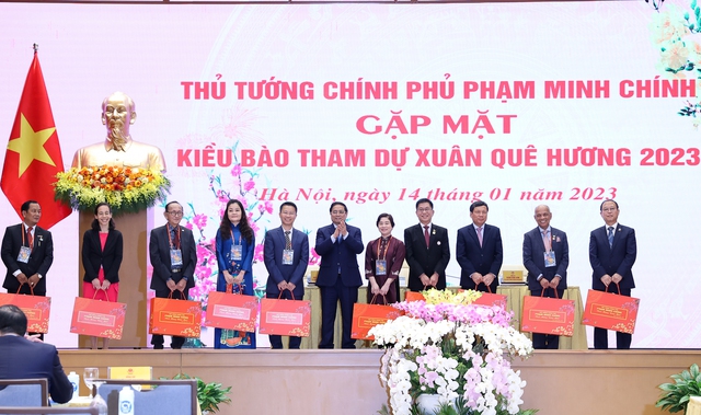 Thủ tướng: Đưa Việt Nam đến gần hơn với thế giới và mang thế giới đến gần hơn với Việt Nam - Ảnh 10.