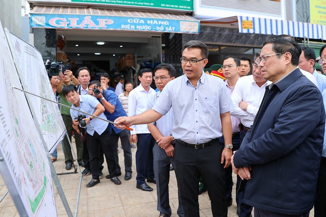 Thủ tướng kiểm tra, đôn đốc dự án sân bay Long Thành - Ảnh 2.