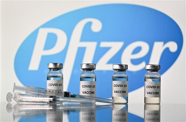 Lợi nhuận của Pfizer tăng mạnh nhờ vaccine và thuốc điều trị COVID