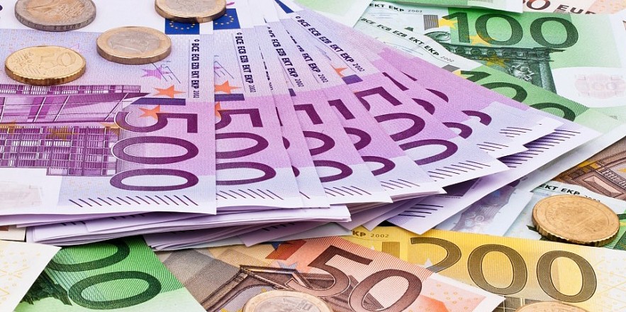 Lạm phát khu vực Eurozone lên cao kỷ lục 5,8%