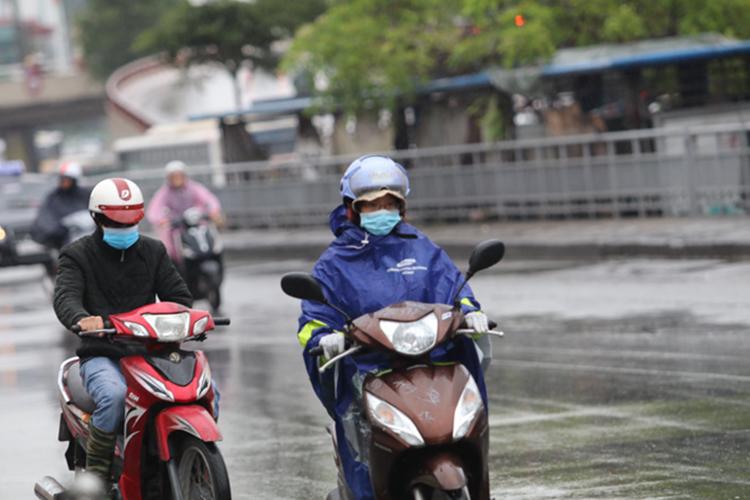 Bắc Bộ sáng và đêm trời rét, Tây Nguyên và Nam Bộ trời nắng