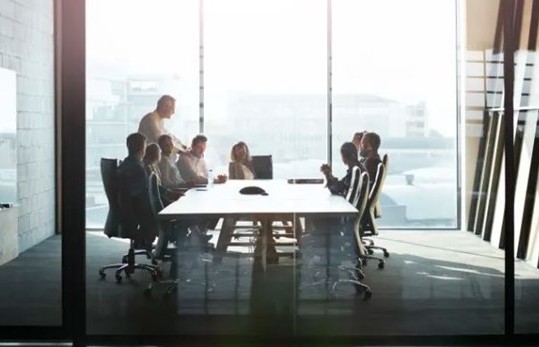 Mỹ: Lương của các giám đốc điều hành chạm mức cao kỷ lục