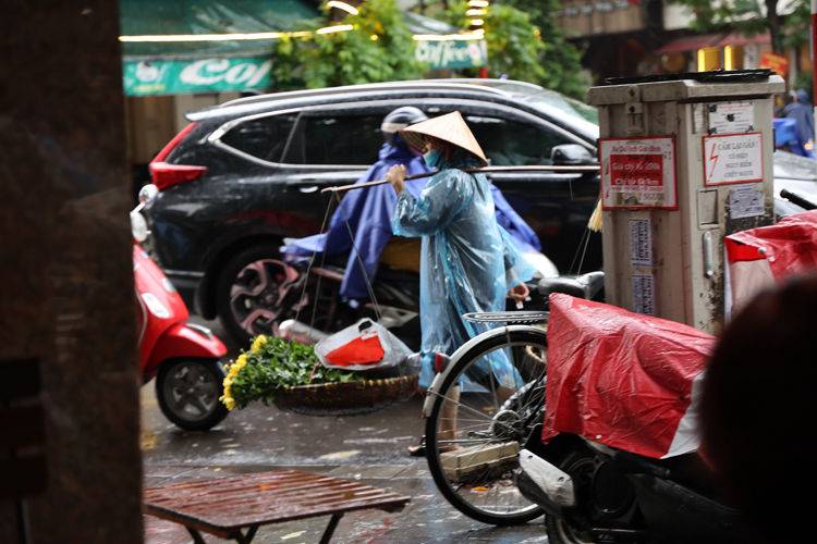 Chiều tối và đêm Bắc Bộ và Bắc Trung Bộ có mưa dông