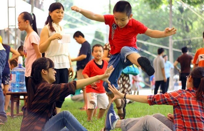 'Tuổi thơ với ngày hè' tại Làng Văn hóa - Du lịch các dân tộc Việt Nam