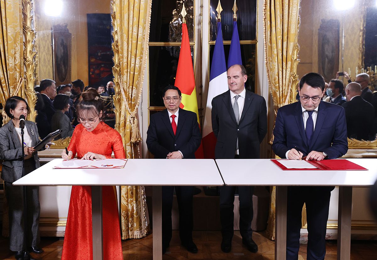 Ký kết các thỏa thuận hợp tác trị giá nhiều tỷ USD giữa Việt Nam và Pháp