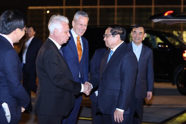 Thủ tướng Phạm Minh Chính lên đường dự Hội nghị cấp cao kỷ niệm 45 năm quan hệ ASEAN-EU và thăm Luxembourg, Hà Lan, Bỉ - Ảnh 2.