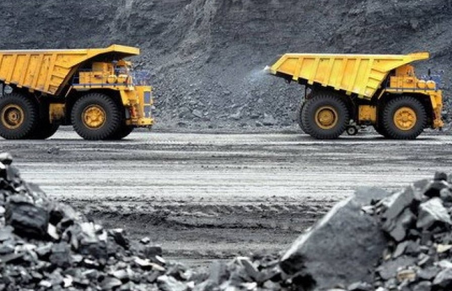 Cảnh báo rủi ro khi Indonesia tạm cấm xuất khẩu than trong tháng 1/2022
