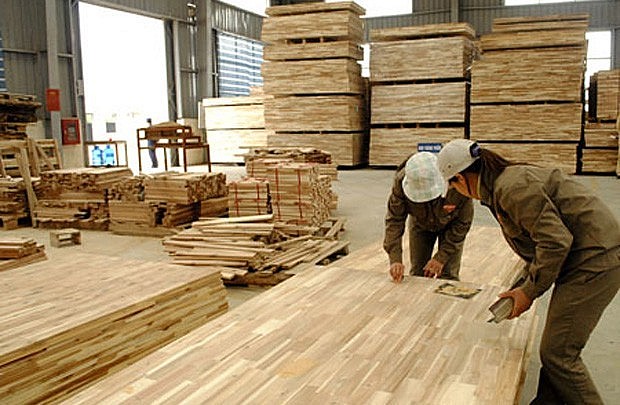 Hoa Kỳ gia hạn thời gian ban hành kết luận điều tra gỗ dán cứng nhập khẩu từ Việt Nam