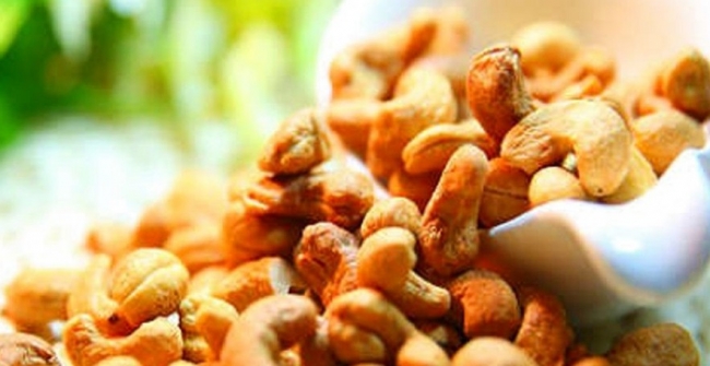 Hỗ trợ doanh nghiệp gia tăng xuất khẩu hạt điều sang Đông và Tây Âu