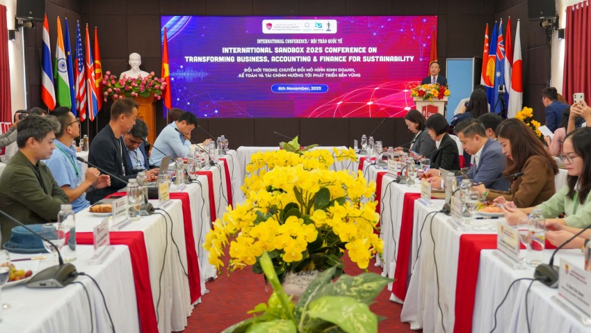 AI combining sustainable development: New direction for accounting, finance, and corporate governance AI combining sustainable development: New direction for accounting, finance, and corporate governance