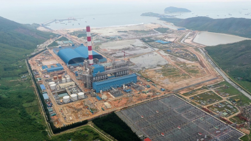 Quang Trach I thermal power plant races toward completion with determination to meet assigned schedule Quang Trach I thermal power plant races towards completion