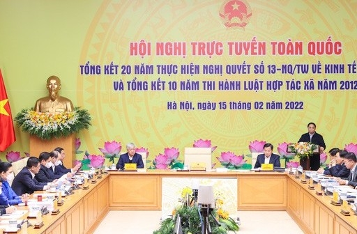 Tăng trưởng khu vực kinh tế tập thể chỉ bằng một nửa tốc độ tăng trưởng GDP