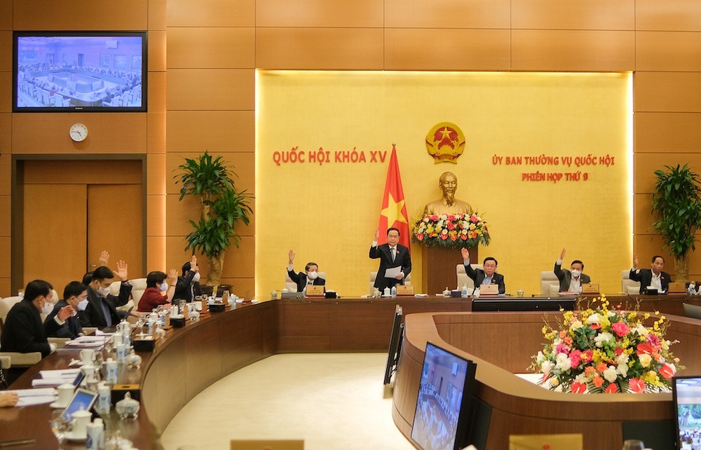 Điều chỉnh giờ làm thêm tối đa của người lao động