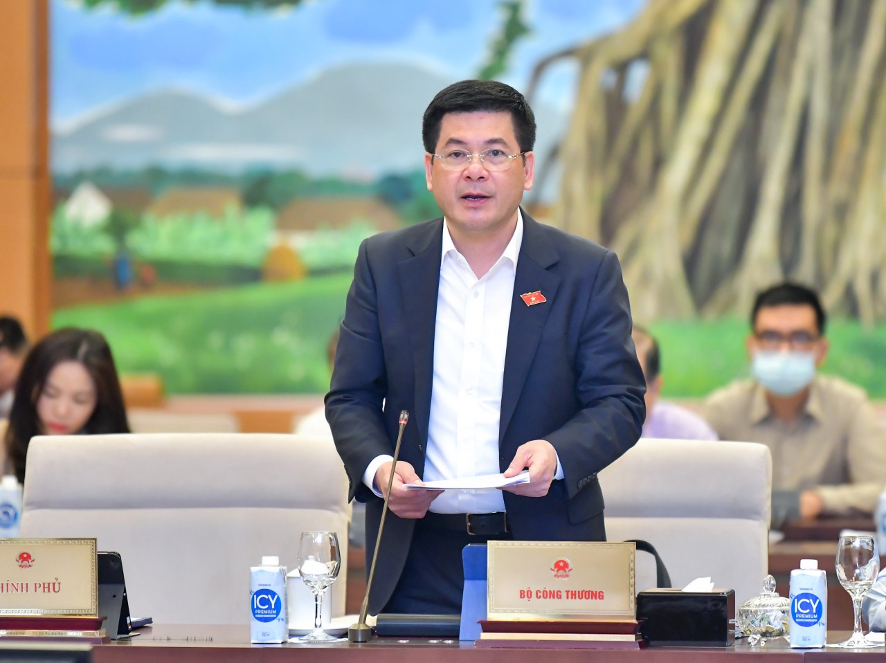 Bộ trưởng Bộ Công thương Nguyễn Hồng Diên