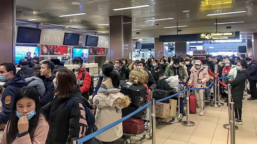 Thêm 2 chuyến bay đưa công dân Việt Nam sơ tán từ Ukraine về nước an toàn Thêm 2 chuyến bay đưa công dân Việt Nam sơ tán từ Ukraine về nước an toàn