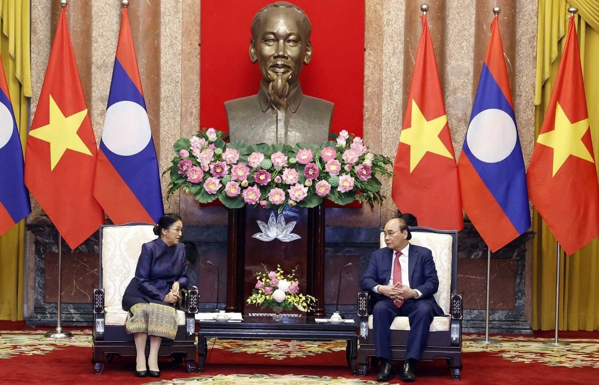 Nâng tầm hợp tác kinh tế, thương mại và đầu tư thành trụ cột thực sự trong quan hệ Việt Nam- Lào