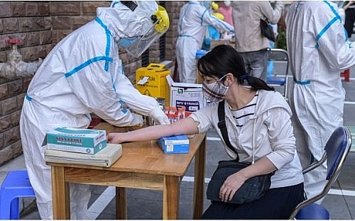 Nhật Bản viện trợ thêm 500.000 liều vắc  xin phòng Covid-19 cho Việt Nam