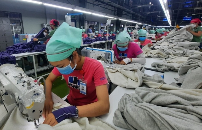 Hơn 29,4 nghìn tỷ đồng hỗ trợ từ Quỹ Bảo hiểm thất nghiệp đã đến tay người lao động