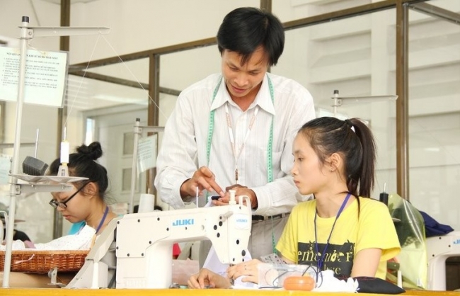 Giải bài toán đào tạo nghề cho lao động mất việc, lao động hồi hương