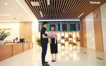 Chứng khoán ngày 23/7: VN-Index hồi phục mạnh, tiến sát mốc 1.700 điểm