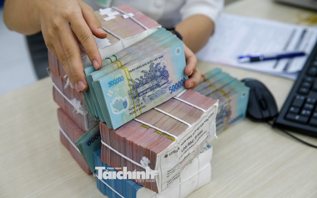 Nới dư địa thanh khoản để kéo giảm lãi suất, đón tín dụng tăng tốc cuối năm